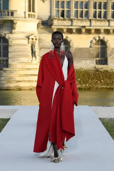 Look 33